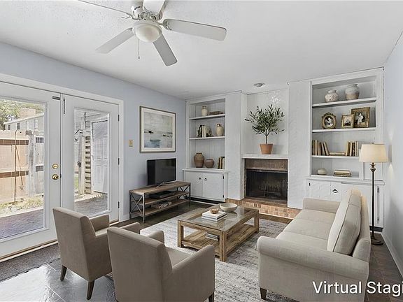 3rd image of 2901 Grant St Unit 304