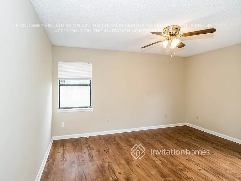 409 Filmore Dr — Photo 12