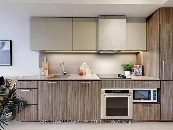 4th image of 19 Western Battery Rd #2018