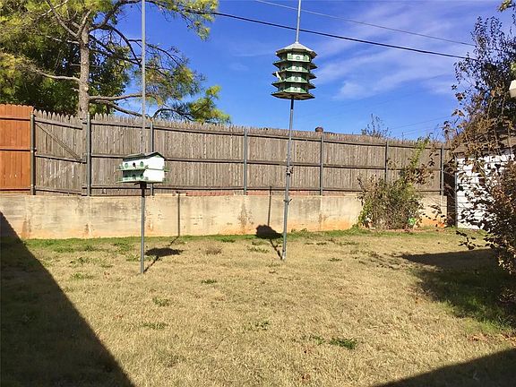5th image of 4337 SE 16th St