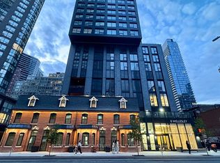 8 Wellesley St W #608, Toronto, ON M4Y 1E7