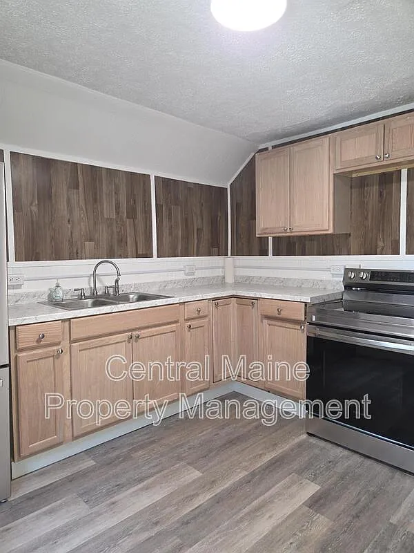 2 bed, 1.0 bath, $1,450 — Photo 4