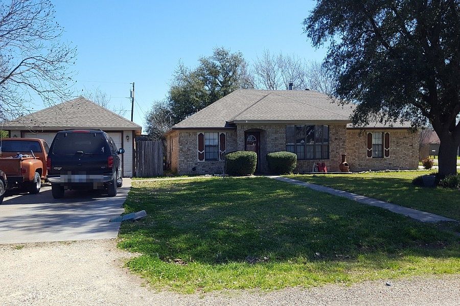 1st image of 116 Parkhaven Dr