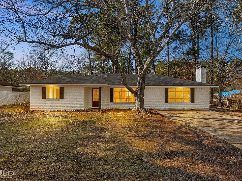 1st image of 4136 Pines Rd