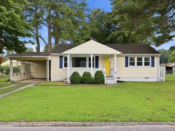1407 Midgett Dr, Elizabeth City, NC 27909