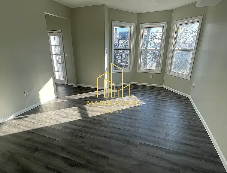 220 N 5th St #22 — Photo 5