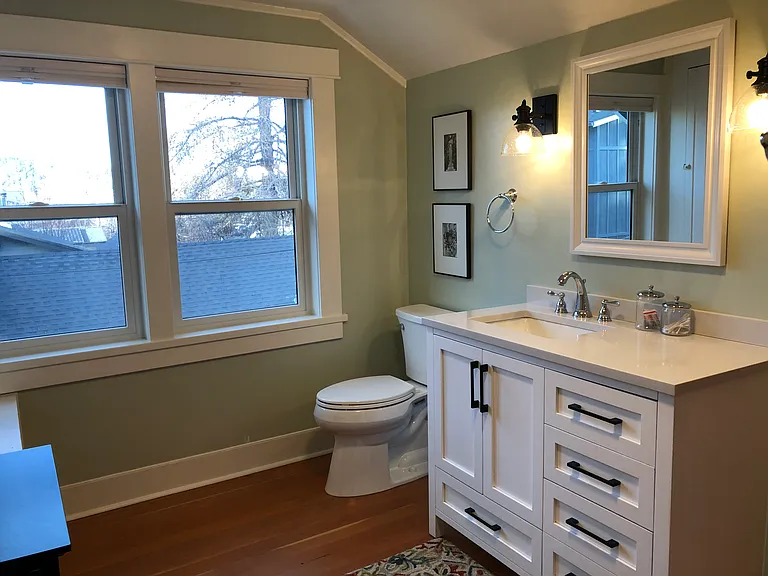 345 NW Columbia St #1 — Photo 21
