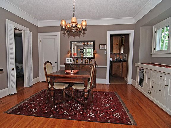 Dining room has built in buffet