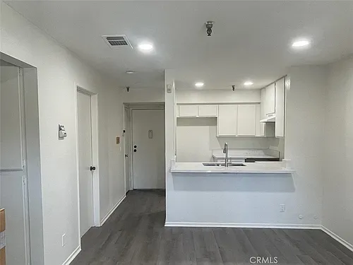 3830 Avenida Del Presidente Photo 1