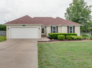 1418 Knight Dr, Murfreesboro, TN 37128