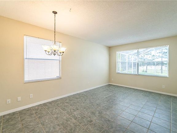 3rd image of 5145 Bellthorn Dr