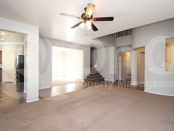5th image of 1089 E Euclid Ave