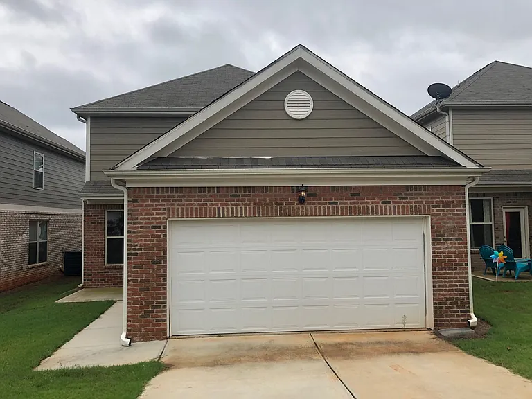 517 Tulip Ln — Photo 12