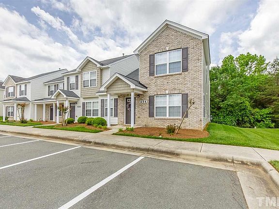 2nd image of 654 Cairn Cir
