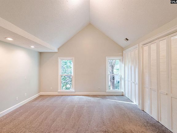4th image of 212 Conrad Cir