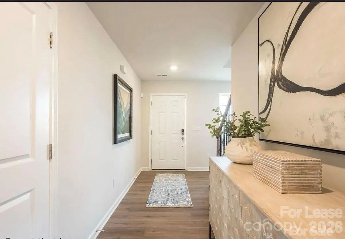 5 bed, 3.0 bath, $2,650 — Photo 3
