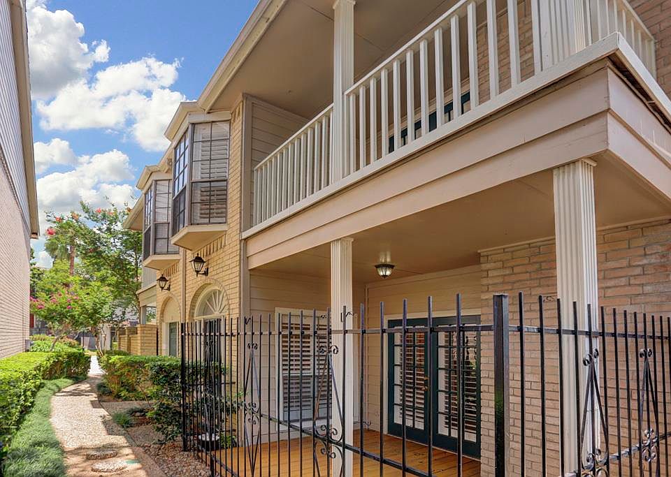 1st image of 2220 Bering Dr APT 26