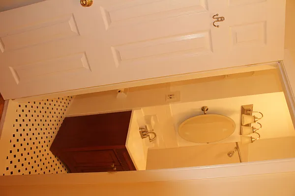 Rented by The Bisceglia Group | media 4