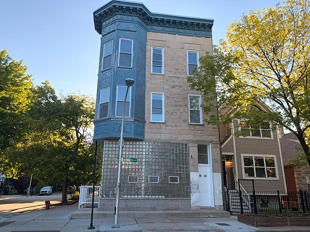 1860 N Hoyne Ave #2W — Photo 9