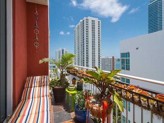 3rd image of 2275 Biscayne Blvd Ph 208