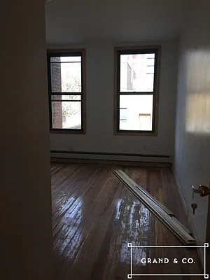 Rented by Grand & Co. | media 24