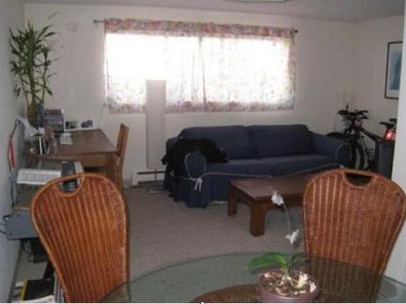 5th image of 260 River St APT 2
