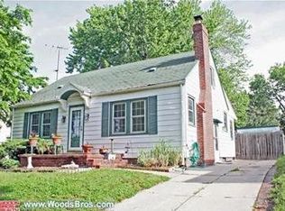 1818 Perkins Blvd, Lincoln, NE 68502