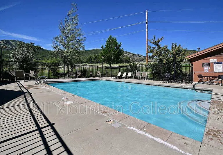 1797 W Fox Bay Dr #201 — Photo 21