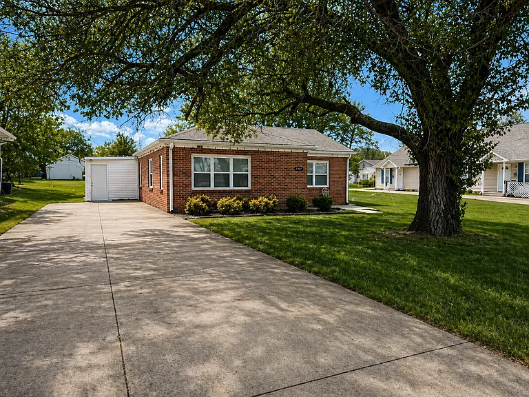 1007 Hardin St — Photo 1