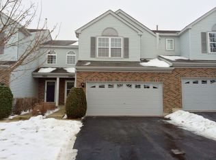 2866 Caldwell Ln, Geneva, IL 60134