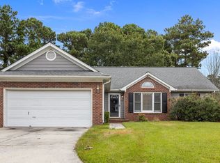 406 Hampshire Pl, Jacksonville, NC 28546