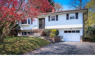 9 Lilburn Dr, Stony Pt, NY 10980