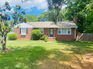 856 Churchill Dr, Fredericksburg, VA 22407