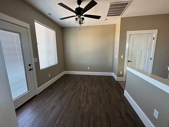 5th image of 780 S Cove Dr Unit 5