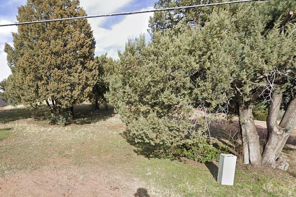 1st image of 1503 N Bradley Dr