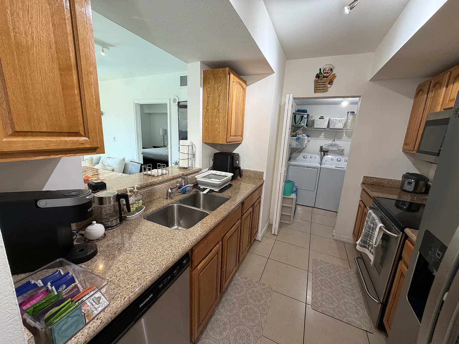2 bed, 1125 sqft, $2,900 — Photo 3
