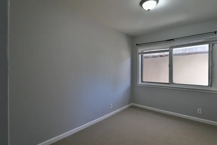 772 E San Bruno Ave — Photo 8