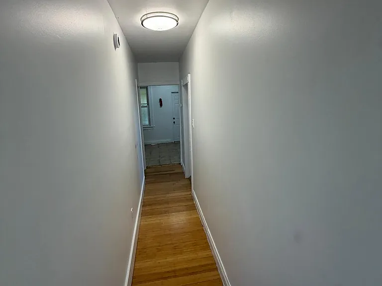 9 Ellington St #C — Photo 2