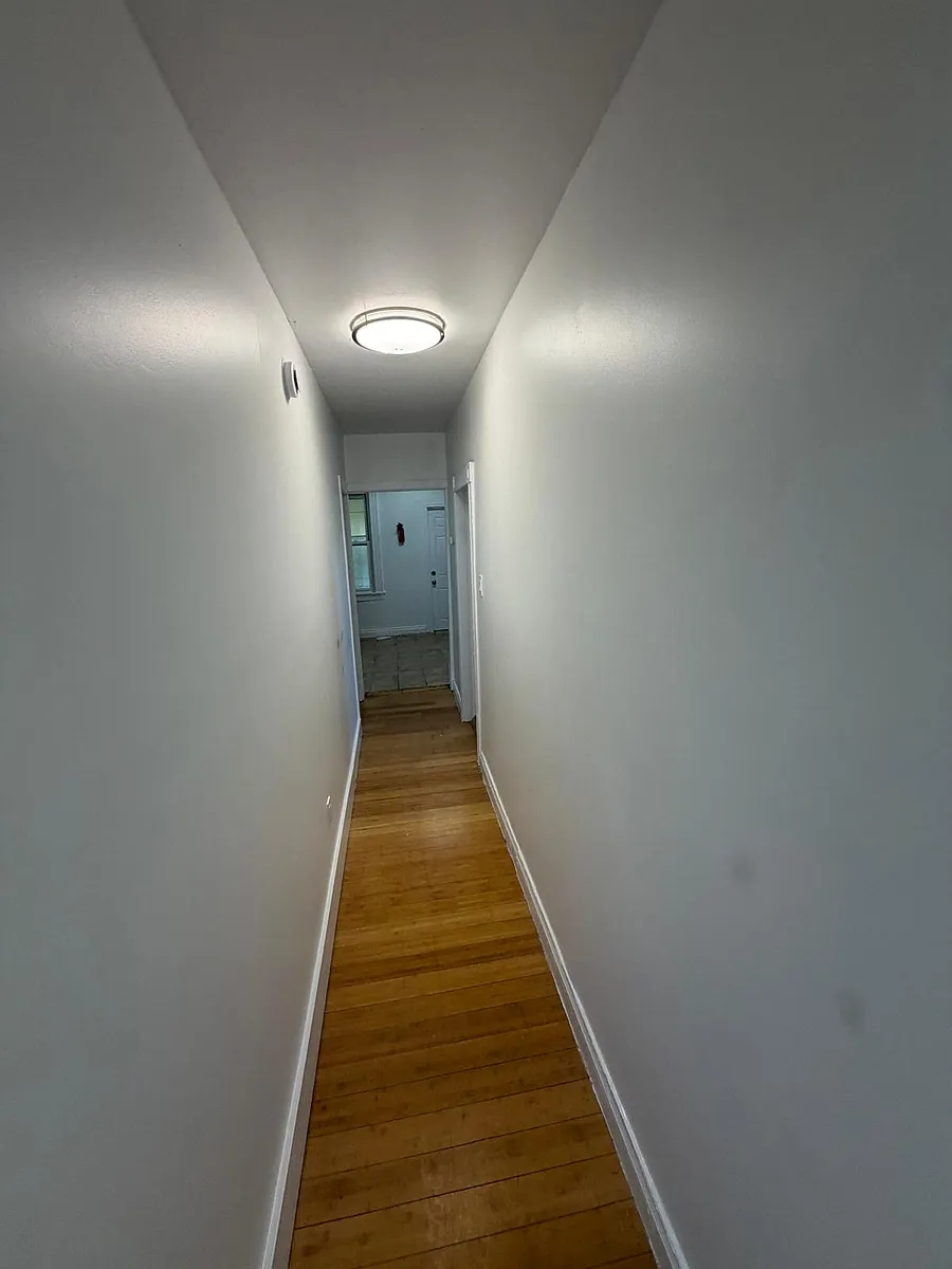 Building Photo - 9 Ellington St #C