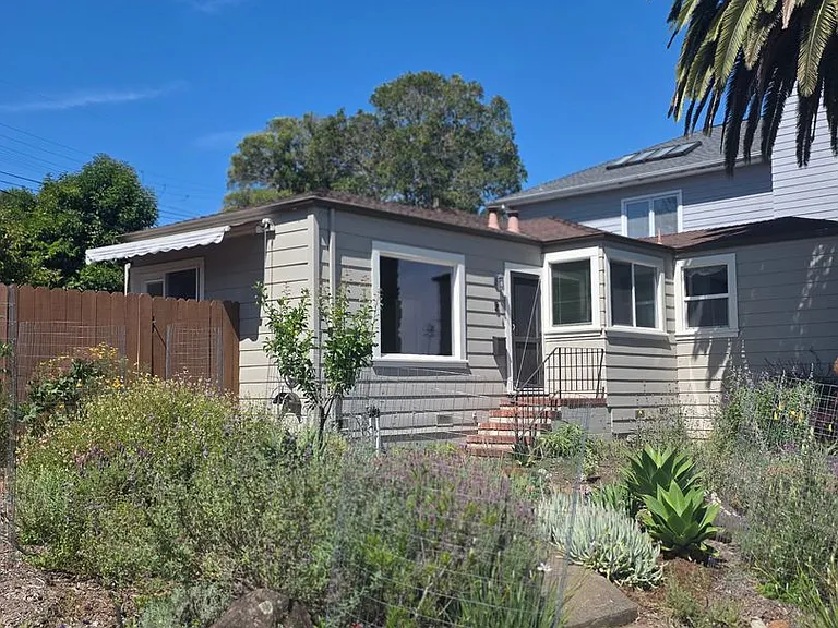 5 Nob Hill Ter — Photo 1