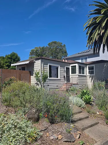 5 Nob Hill Ter Photo 1
