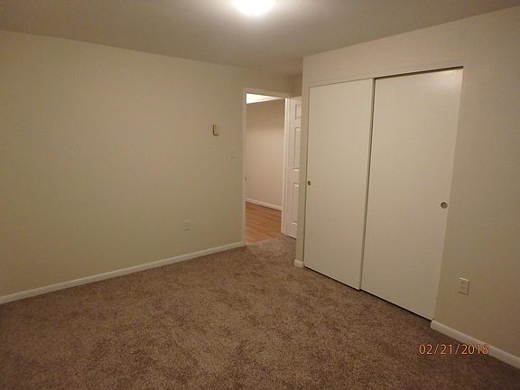 5th image of 51 Gloria Ave