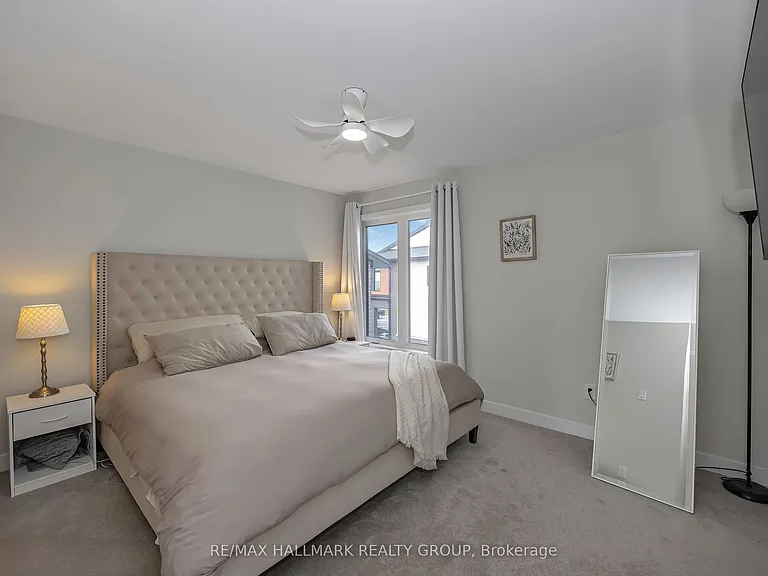 208 Big Dipper St E — Photo 21