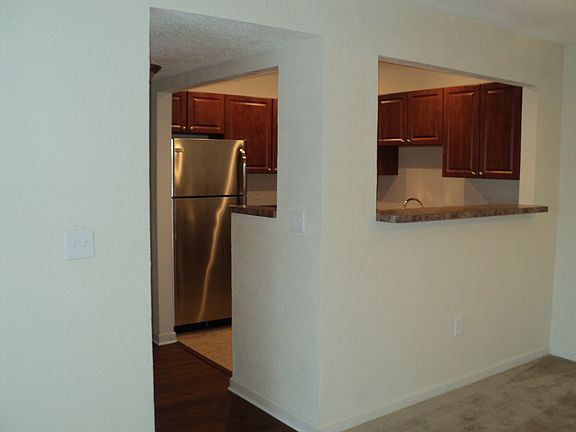 4th image of 5666 Louis Xiv Ct APT A