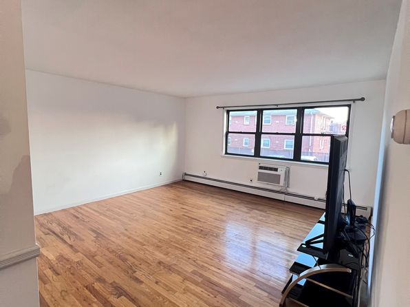 45 Hussa St APT 15