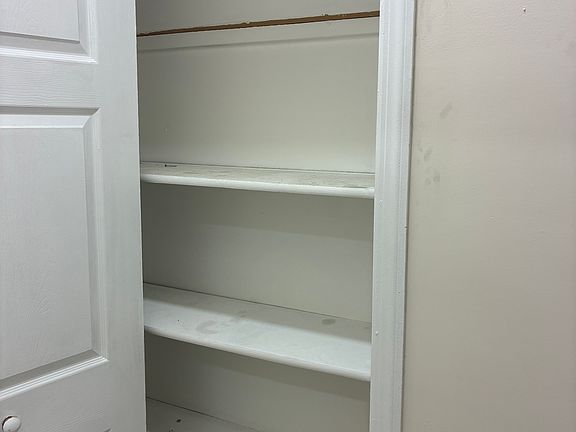 5th image of 95 Trask Ave
