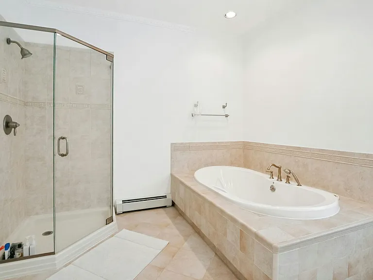575 Washington Ave — Photo 25