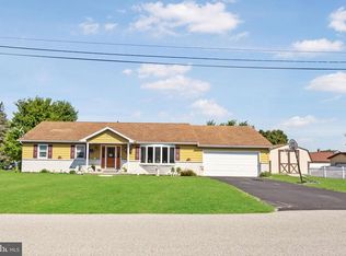 75 Janet St, Hanover, PA 17331