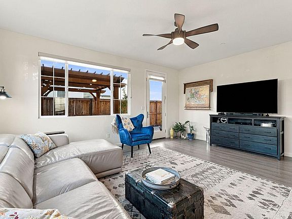 4th image of 3231 Correll Way