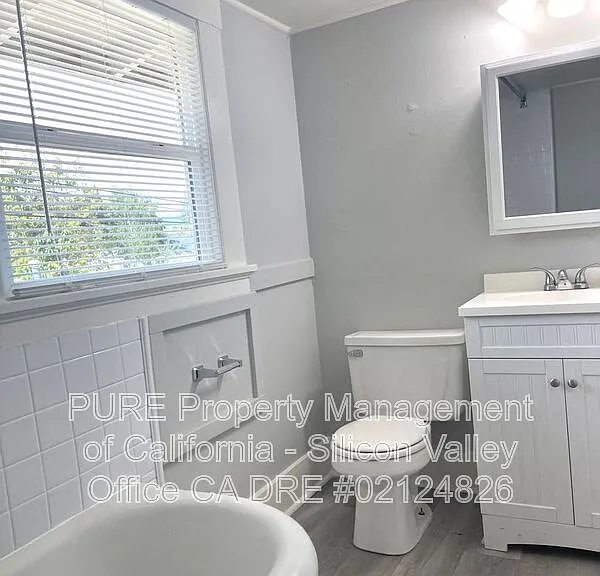 373 Richmond Ave #4 — Photo 12